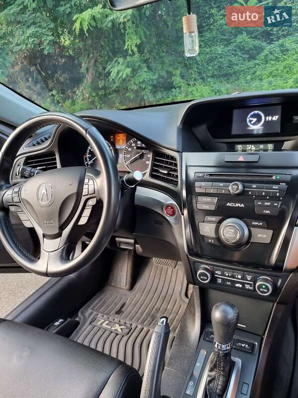Седан Acura ILX 2018 в Киеве