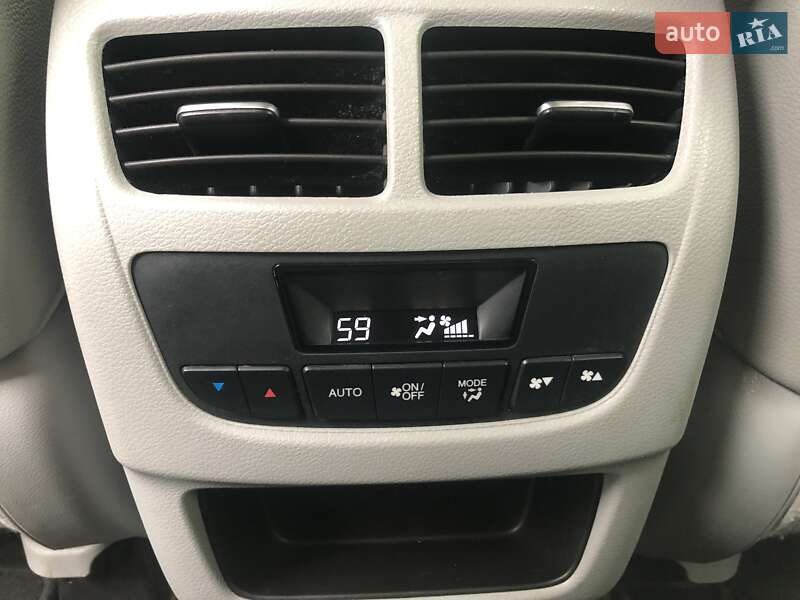 Внедорожник / Кроссовер Acura MDX 2016 в Черкассах