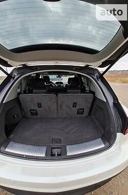 Позашляховик / Кросовер Acura MDX 2015 в 