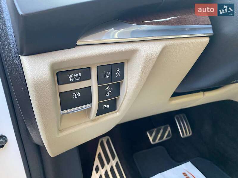 Позашляховик / Кросовер Acura MDX 2018 в Львові