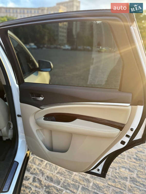 Внедорожник / Кроссовер Acura MDX 2016 в Киеве