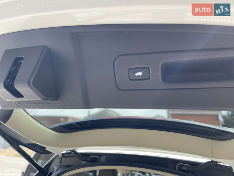 Внедорожник / Кроссовер Acura MDX 2016 в Днепре