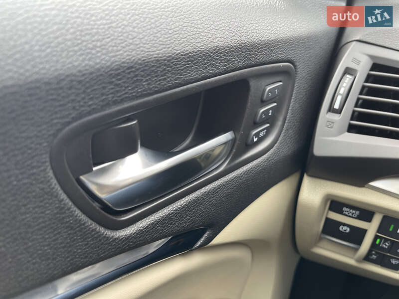 Внедорожник / Кроссовер Acura MDX 2016 в Днепре