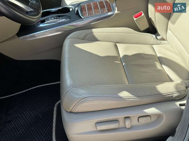 Позашляховик / Кросовер Acura MDX 2017 в Києві