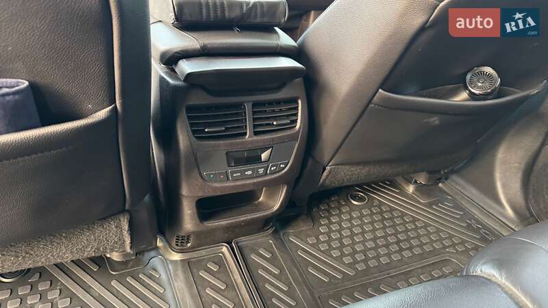 Внедорожник / Кроссовер Acura MDX 2016 в Киеве