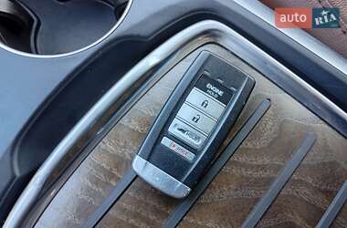 Позашляховик / Кросовер Acura MDX 2020 в 