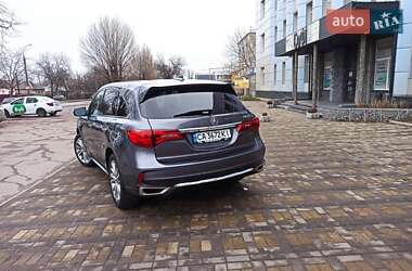 Позашляховик / Кросовер Acura MDX 2018 в 