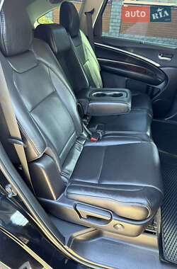 Позашляховик / Кросовер Acura MDX 2016 в 