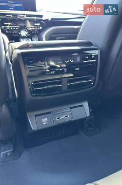 Внедорожник / Кроссовер Acura MDX 2023 в 