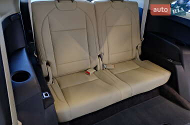 Позашляховик / Кросовер Acura MDX 2019 в 
