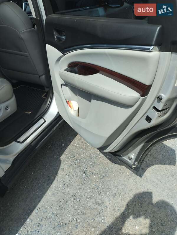 Внедорожник / Кроссовер Acura MDX 2014 в Киеве