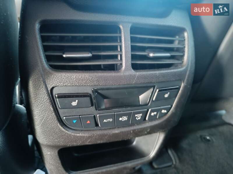 Внедорожник / Кроссовер Acura MDX 2015 в Сквире