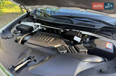 Позашляховик / Кросовер Acura MDX 2013 в 