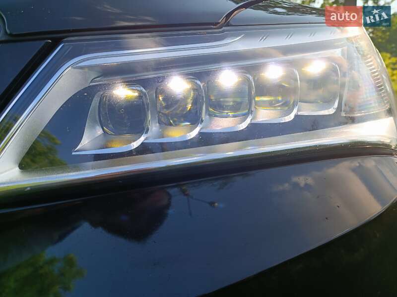 Внедорожник / Кроссовер Acura MDX 2015 в Виннице