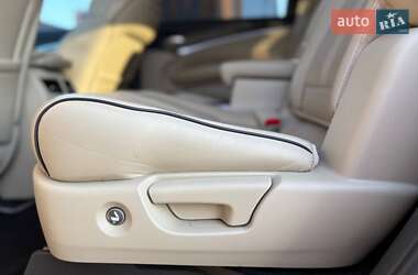 Внедорожник / Кроссовер Acura MDX 2020 в 