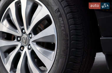 Позашляховик / Кросовер Acura MDX 2014 в 