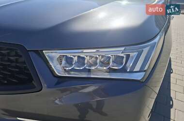 Позашляховик / Кросовер Acura MDX 2018 в 