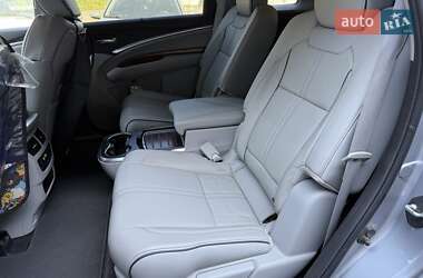 Позашляховик / Кросовер Acura MDX 2018 в 
