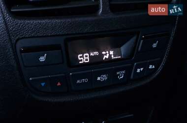 Позашляховик / Кросовер Acura MDX 2013 в 