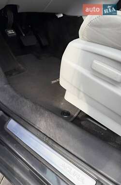 Позашляховик / Кросовер Acura MDX 2014 в 