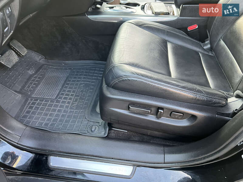 Позашляховик / Кросовер Acura MDX 2017 в Луцьку