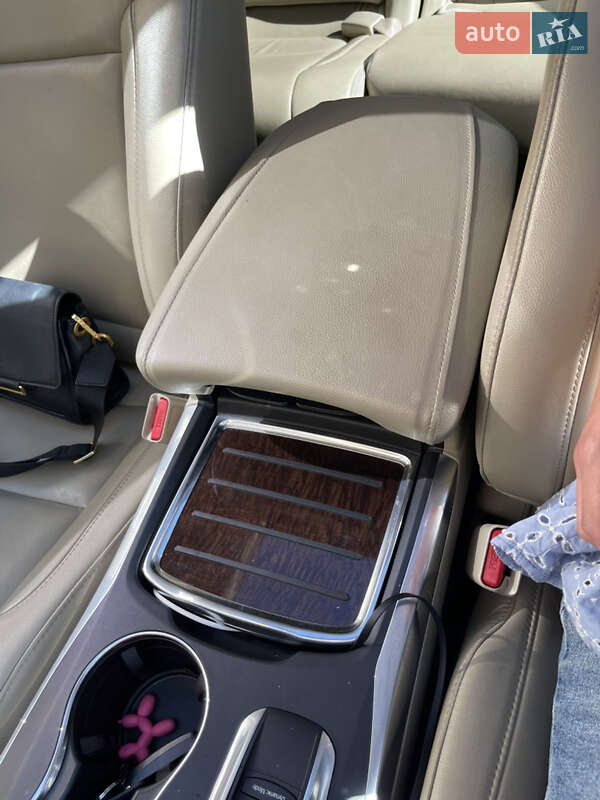 Внедорожник / Кроссовер Acura MDX 2018 в Софиевской Борщаговке