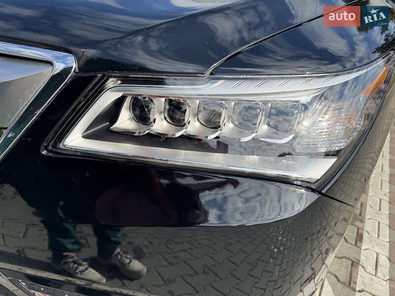 Позашляховик / Кросовер Acura MDX 2016 в Києві