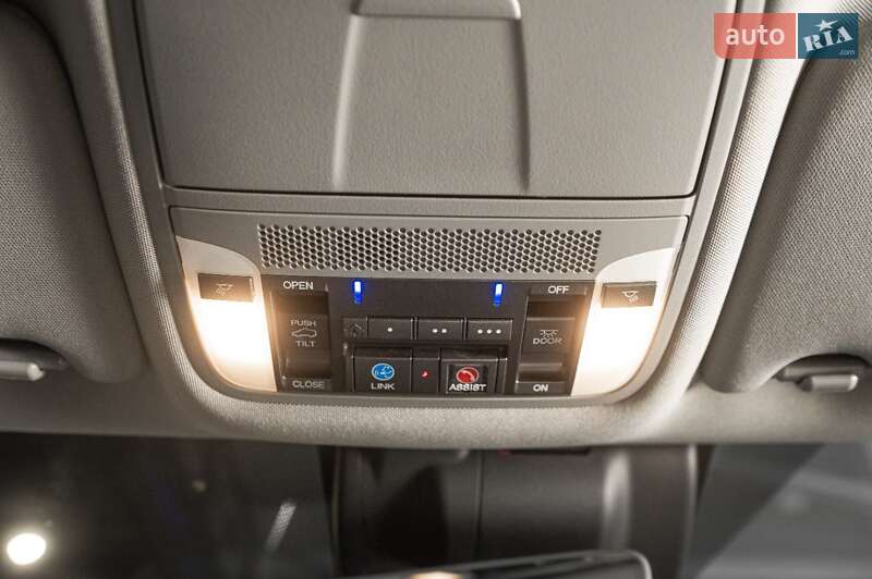Позашляховик / Кросовер Acura MDX 2016 в Одесі