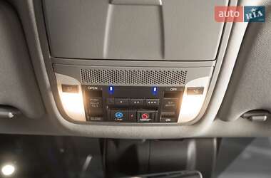 Позашляховик / Кросовер Acura MDX 2016 в 