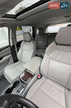 Позашляховик / Кросовер Acura MDX 2017 в 