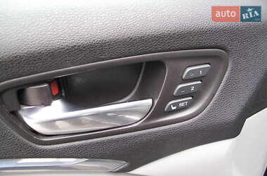 Позашляховик / Кросовер Acura MDX 2014 в  фото 12 Позашляховик / Кросовер Acura MDX 2014 в