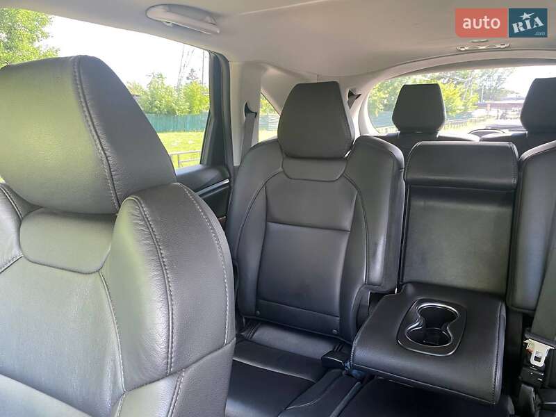 Позашляховик / Кросовер Acura MDX 2017 в Києві
