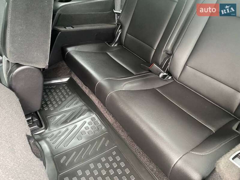 Позашляховик / Кросовер Acura MDX 2017 в Києві