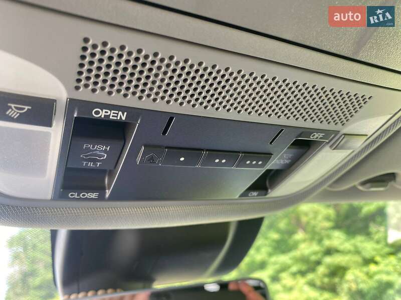 Позашляховик / Кросовер Acura MDX 2017 в Києві