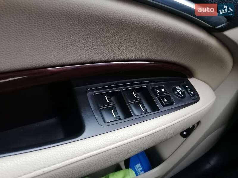 Позашляховик / Кросовер Acura MDX 2014 в Києві фото 28 Позашляховик / Кросовер Acura MDX 2014 в Києві