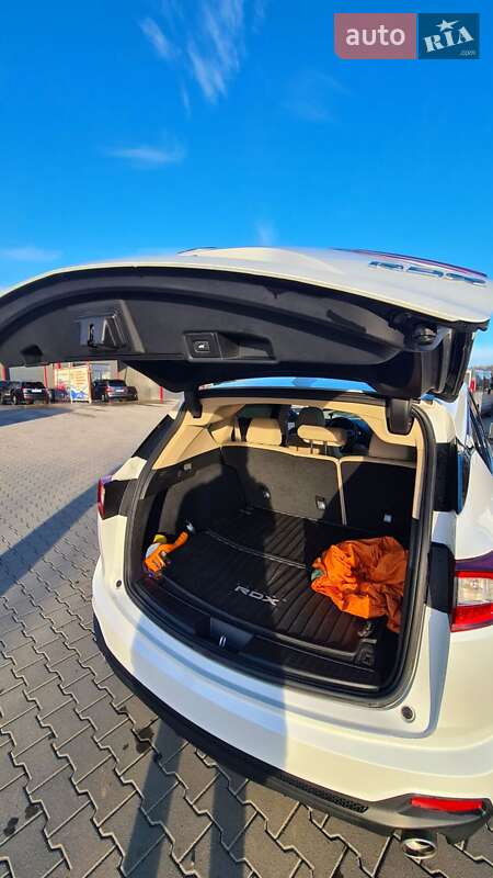 Внедорожник / Кроссовер Acura RDX 2021 в Черновцах