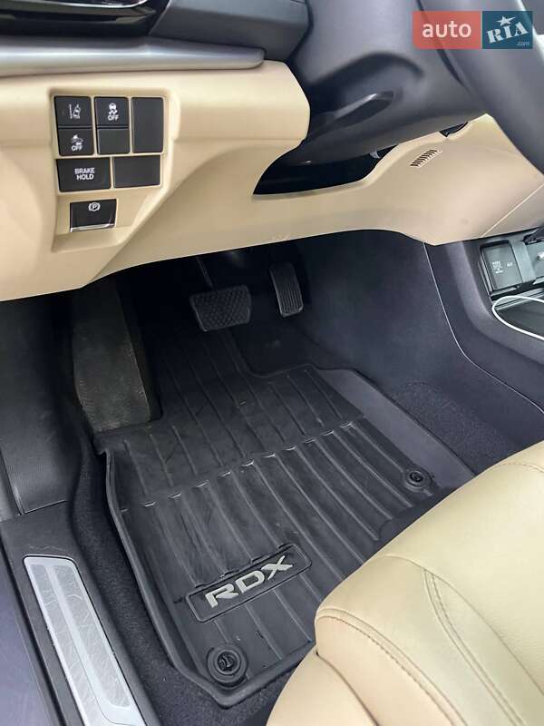 Позашляховик / Кросовер Acura RDX 2019 в Шостці