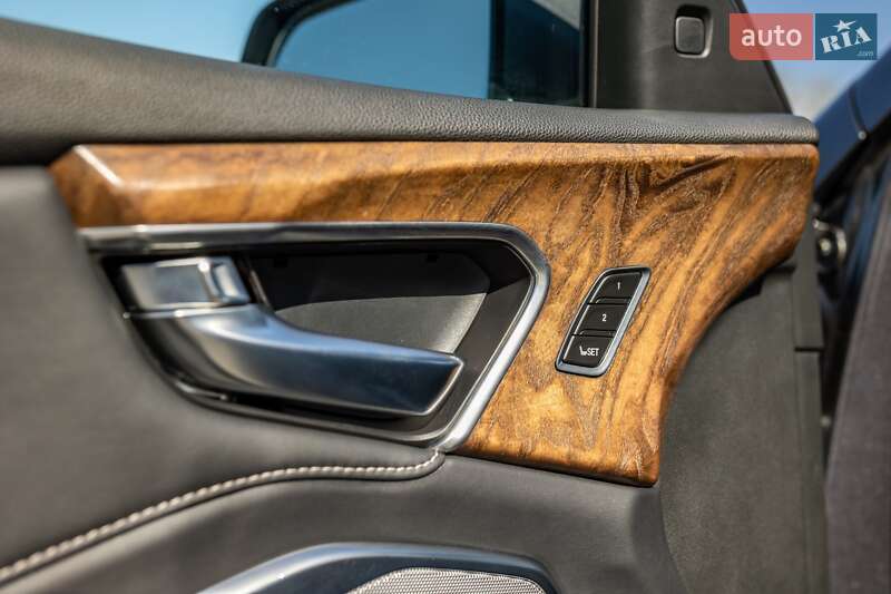 Внедорожник / Кроссовер Acura RDX 2018 в Киеве