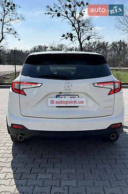 Внедорожник / Кроссовер Acura RDX 2018 в 