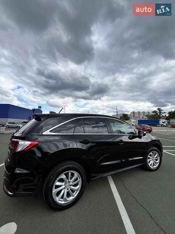 Внедорожник / Кроссовер Acura RDX 2015 в Киеве