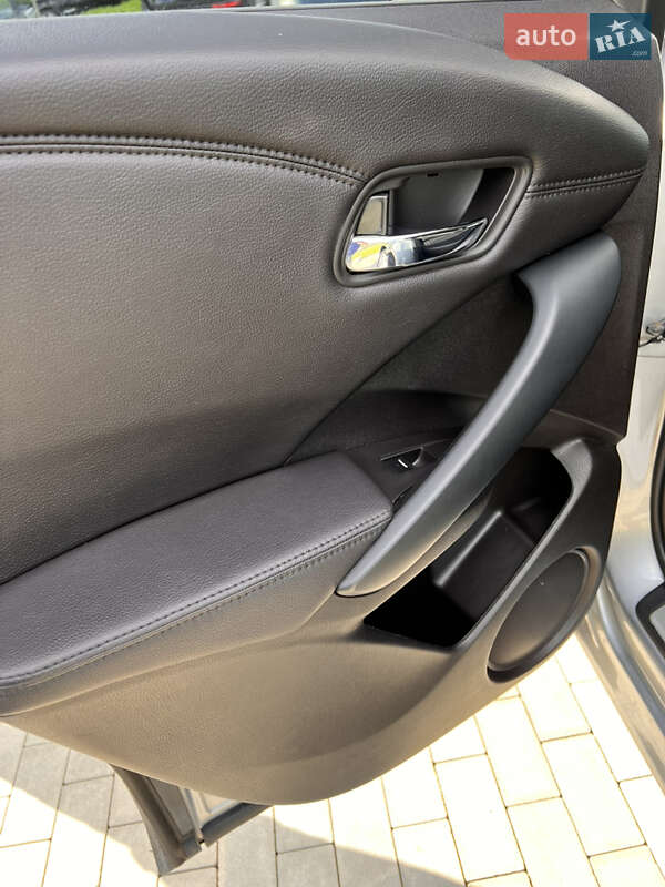 Внедорожник / Кроссовер Acura RDX 2018 в Ровно