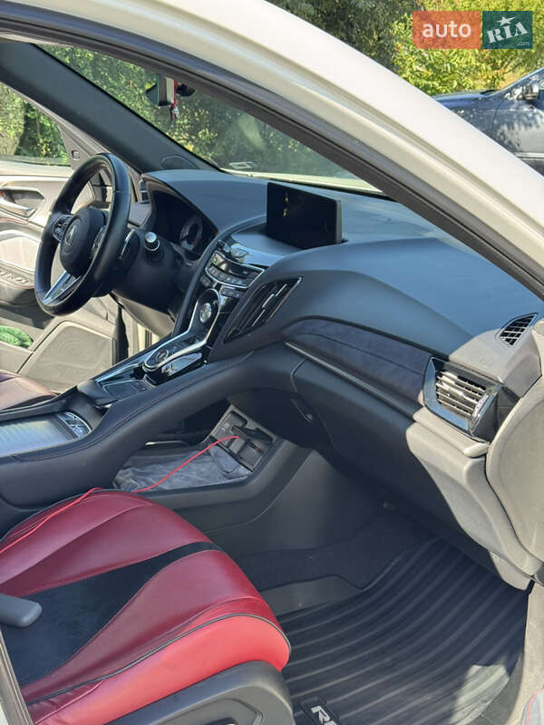 Внедорожник / Кроссовер Acura RDX 2018 в Киеве