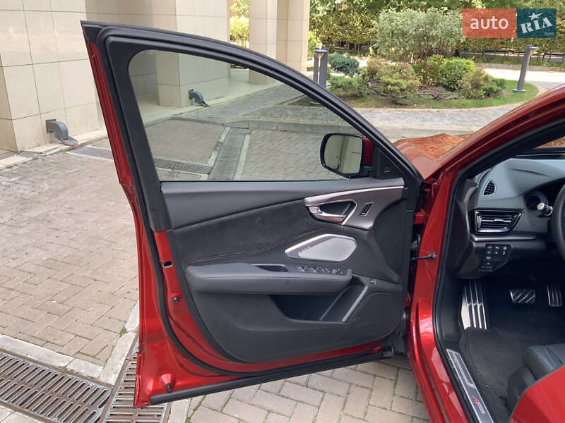 Внедорожник / Кроссовер Acura RDX 2024 в Киеве