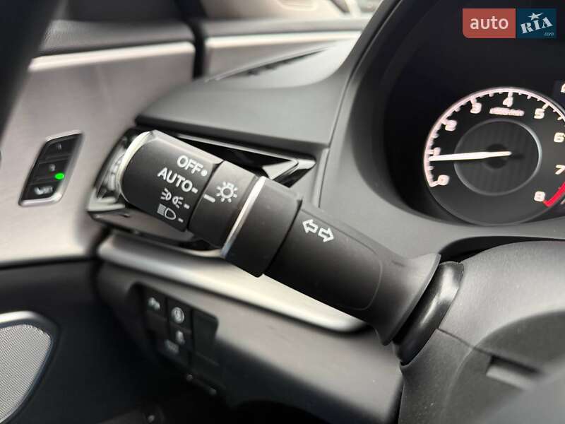 Позашляховик / Кросовер Acura RDX 2024 в Києві