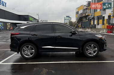 Позашляховик / Кросовер Acura RDX 2019 в 