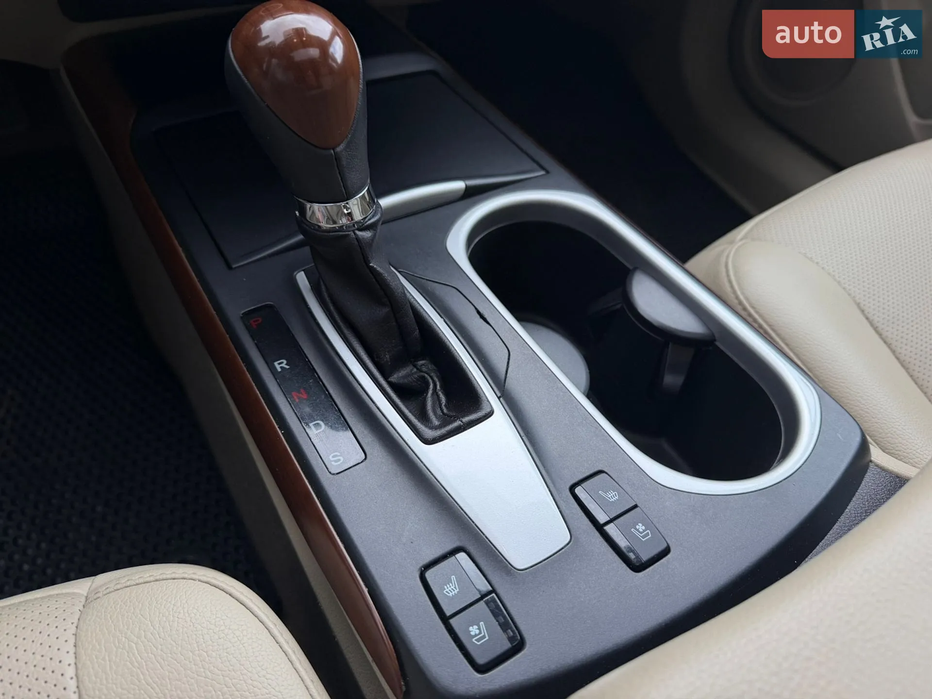 2016 Acura RDX - мініатюра 15