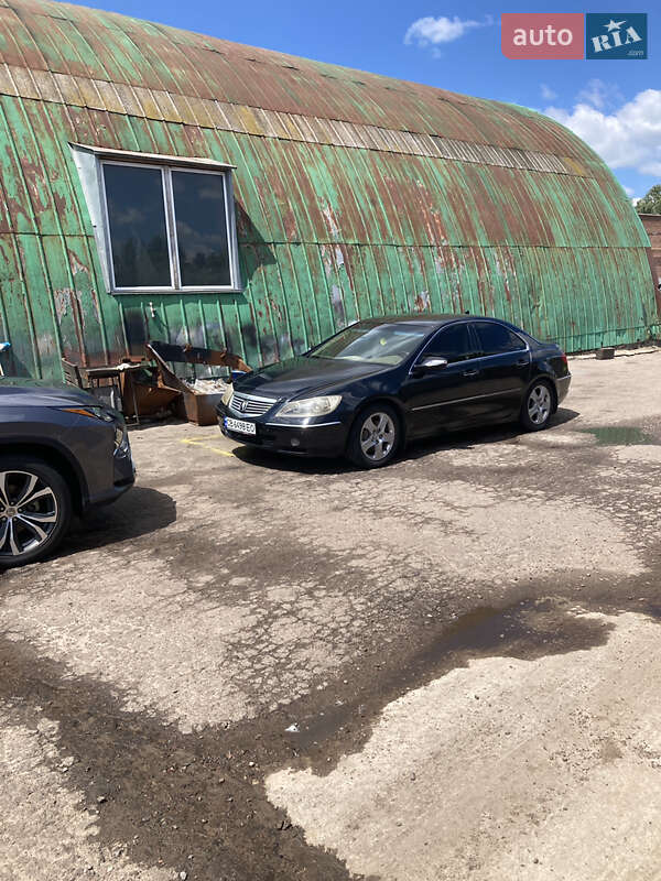 Седан Acura RL 2005 в Чернигове