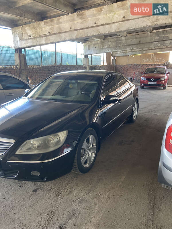 Седан Acura RL 2005 в Чернигове