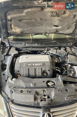 Седан Acura RL 2005 в 