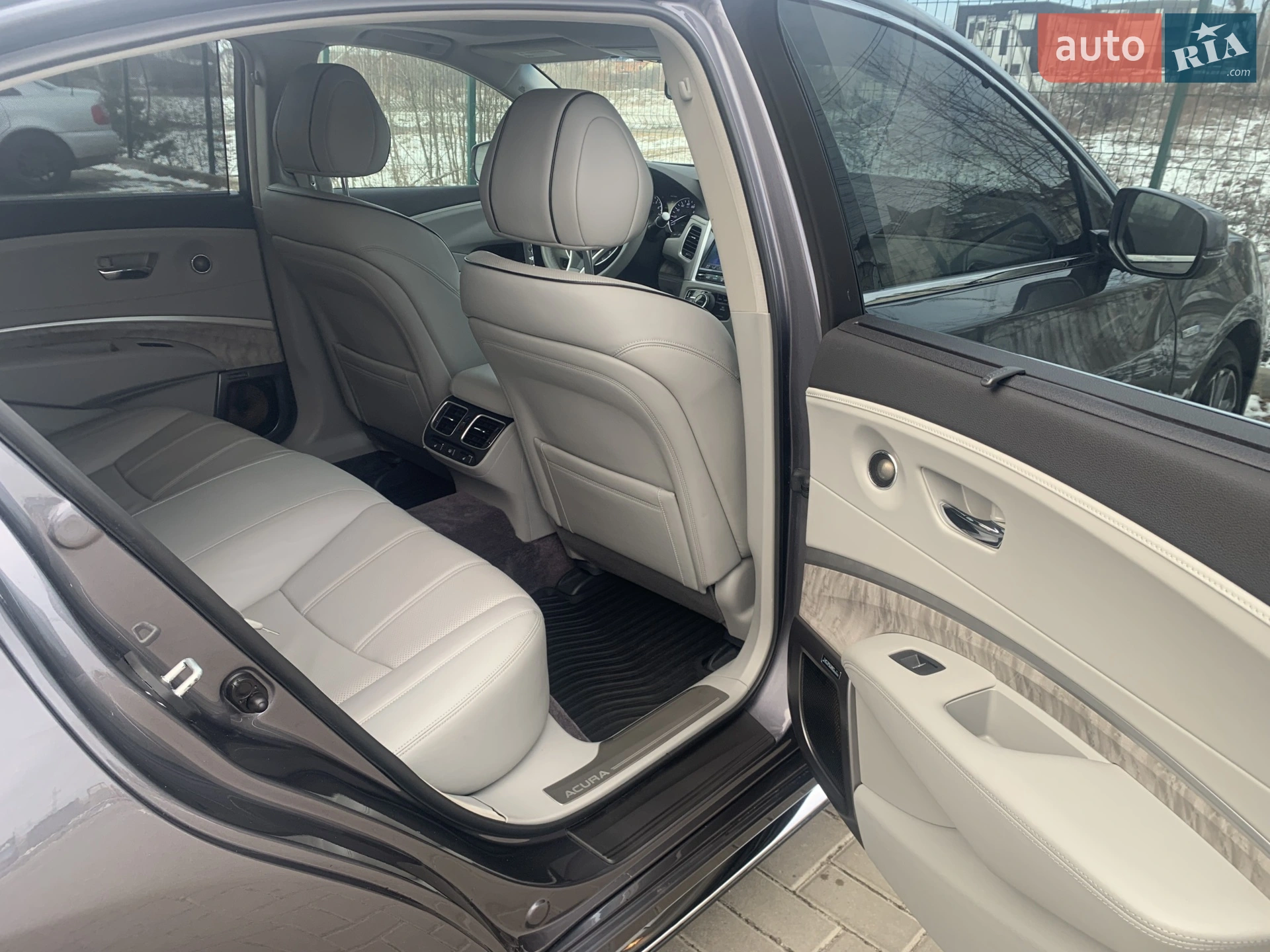 2020 Acura RLX - мініатюра 21